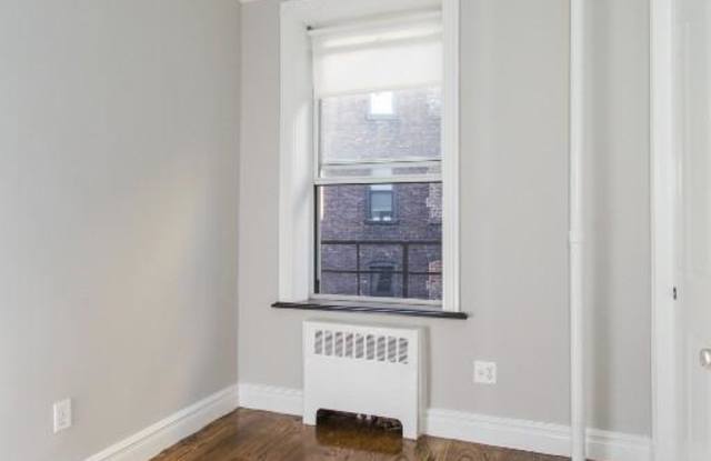 95 PERRY ST. - 95 Perry Street, New York City, NY 10014