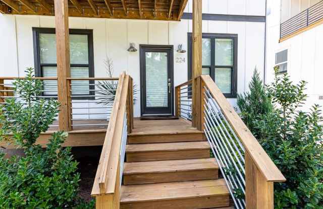 224 Holtzclaw Street SE Gallery 3