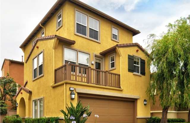 8 Madagascar - 8 Madagascar, Irvine, CA 92618