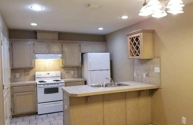 1505 Prosperity Dr photos photos