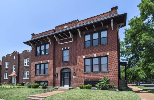 6601 Clayton - 6601 Clayton Road, Clayton, MO 63117