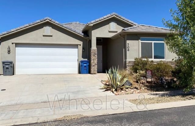 706 W 400 N Gallery 1