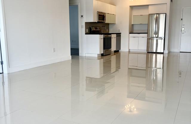 7700 Tatum Waterway Drive Gallery 4