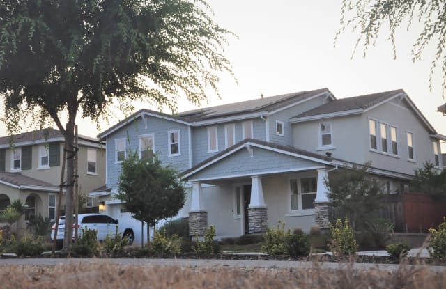 6651 Lopez Way - 6651 Lopez Way, Gilroy, CA 95020