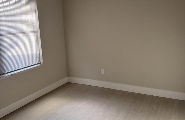 2731 AVENUE S Gallery 2