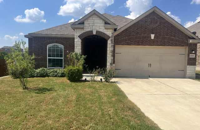 Beautiful 3-Bedroom, 2-Bath Home with Community Amenities photos photos