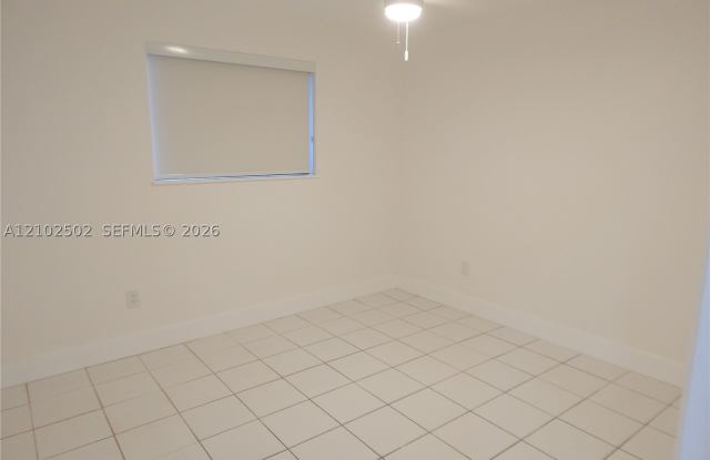 201 SW 80th Ave Gallery 3