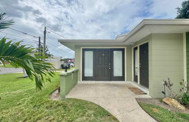 Studio Apartment - Right off Cypress Gardens Blvd! photos photos