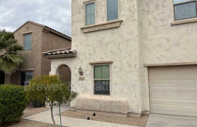 2044 W Monte Cristo Ave - 2044 West Monte Cristo Avenue, Phoenix, AZ 85023