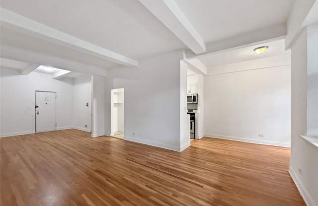 3616 Henry Hudson Parkway Gallery 2