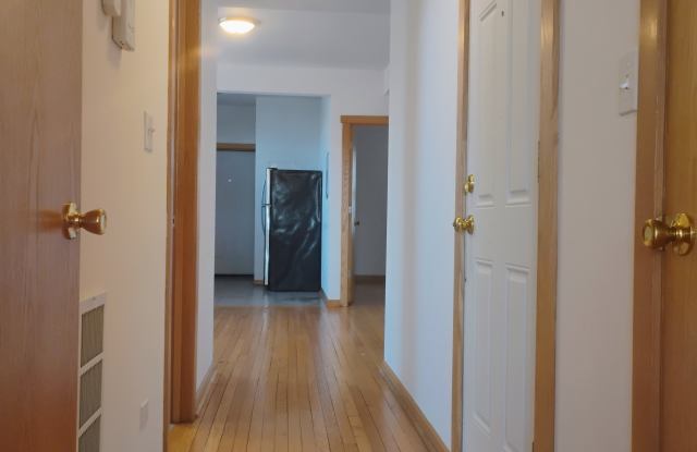 7445 S Phillips Ave photos photos
