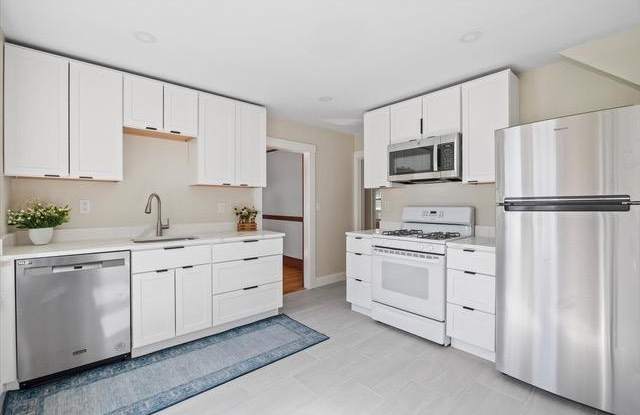 45 Redlands photos photos