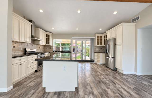 Available for Rent! Beautifully Updated 4-Bedroom Home in Prime Livermore Location Gallery 4