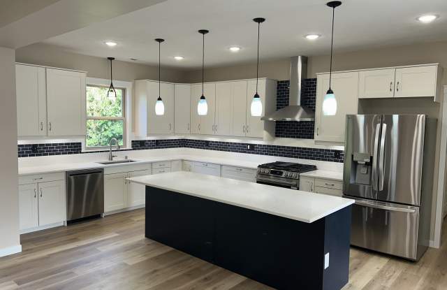 5108 Flowermound Court Gallery 2