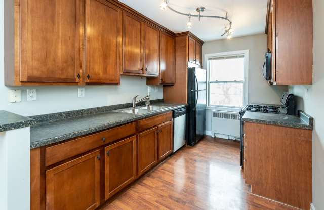Nice Updated One Bedroom For Rent! photos photos