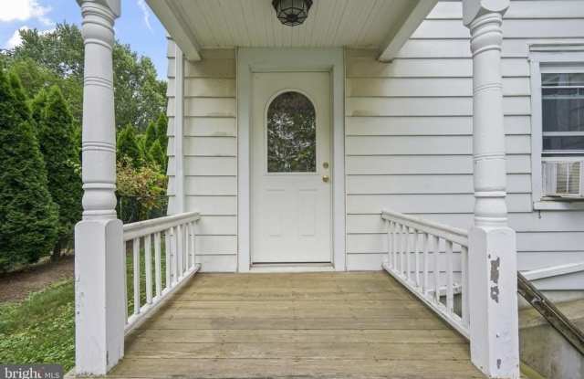 432 PLAINSBORO ROAD Gallery 1