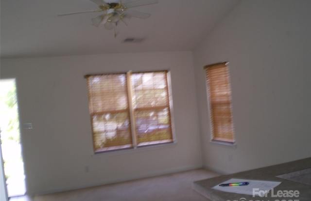 148 Everett Park Drive Gallery 3