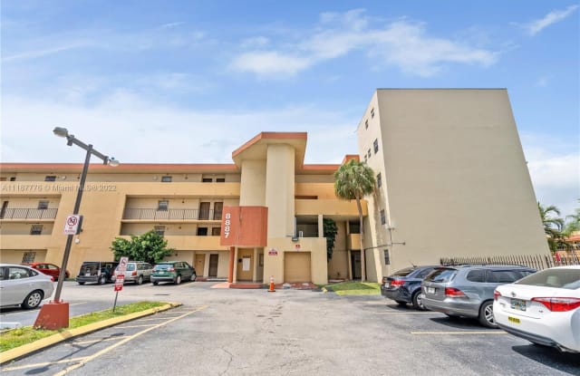 8887 Fontainebleau Blvd - 8887 Fontainebleau Blvd, Fountainebleau, FL 33172