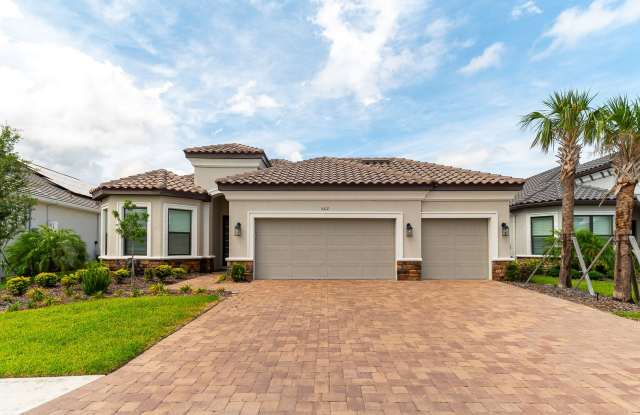 Stunning Pool Home - Artisan Lakes photos photos