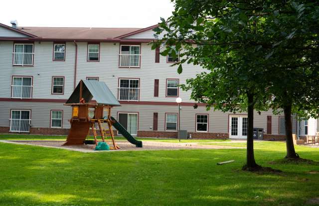 Sibley Cove Apartments Gallery 1