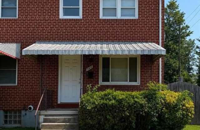 349 SOUTHEASTERN Terrace Gallery 1