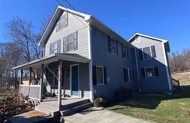 128 Old Route 52 photos photos