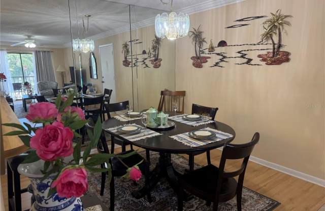 634 BIRD BAY Drive E Gallery 3