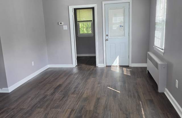 204 West Parkway Avenue Gallery 4