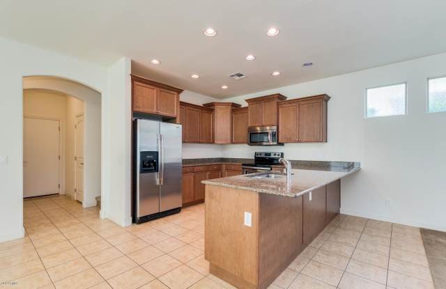 3315 E JASPER Drive Gallery 3