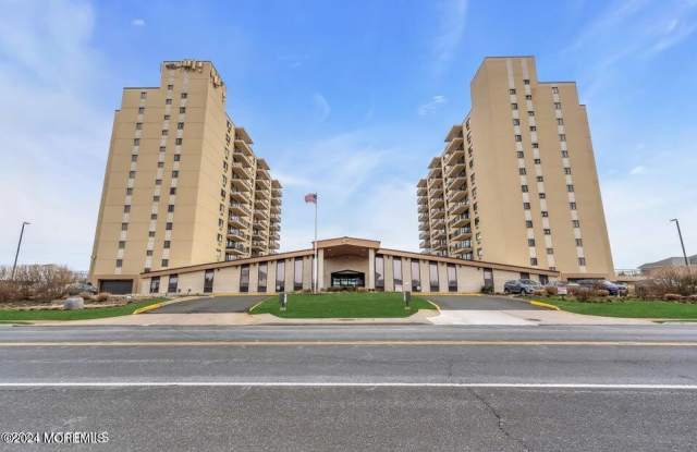 45 Ocean Avenue - 45 Ocean Avenue, Monmouth Beach, NJ 07750