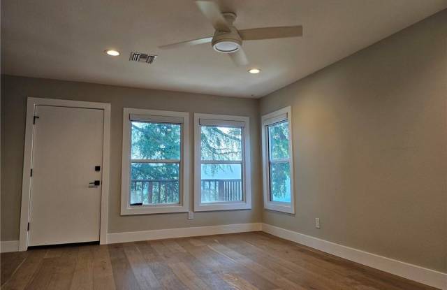 2839 Markridge Road photos photos