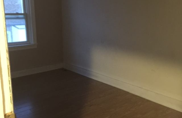 5410 Florence Avenue Gallery 4