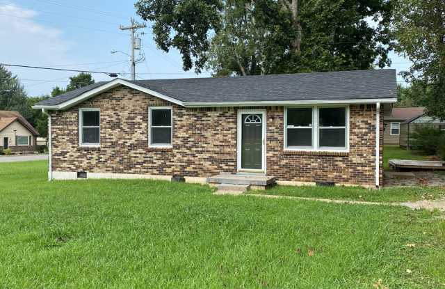 3 Bedroom Pet Friendly Home For Rent! photos photos