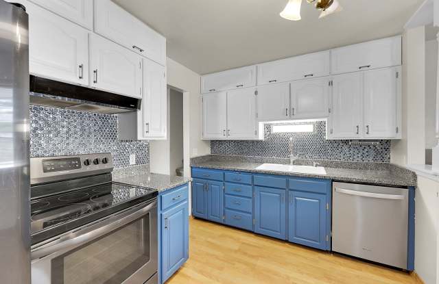 West Side Colorado Springs house, near parks! Gallery 4