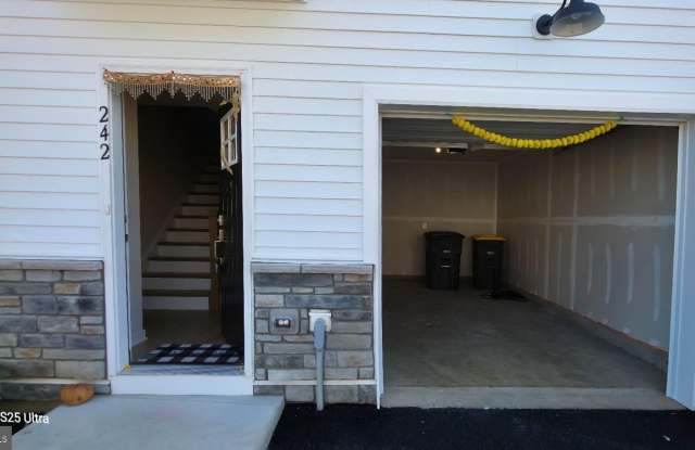 242 TALUCCI Drive Gallery 2
