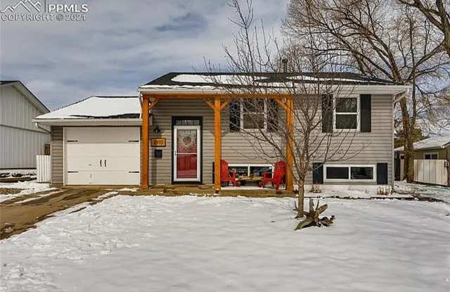 Charming Colorado Springs Home – Spacious Layout  Huge Backyard! photos photos