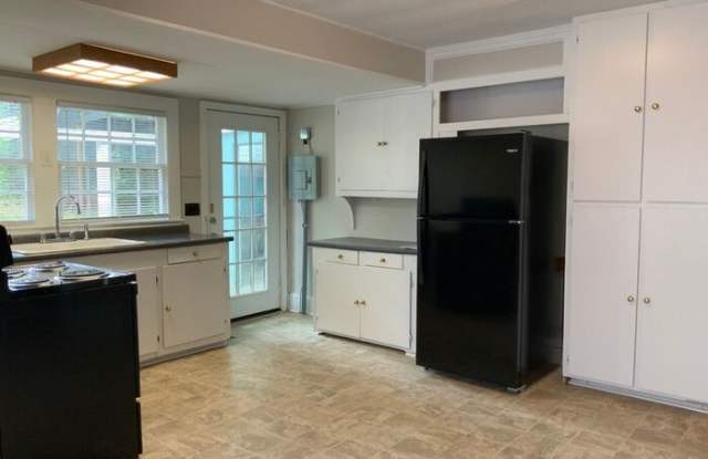 94 Wilkinson Court Southeast Gallery 3