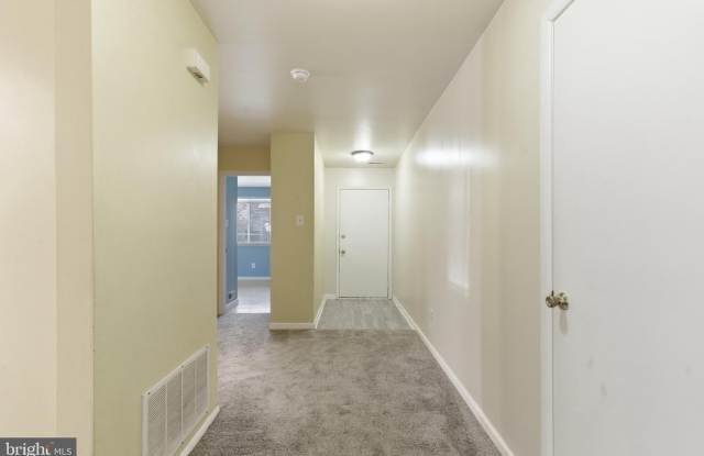 305-A CYPRESS POINT CIR Gallery 3