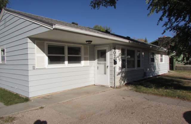 4 BED | 1 BATH | SOUTH Gallery 1