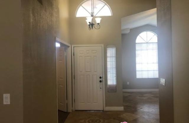 4121 E Nighthawk Way Gallery 2