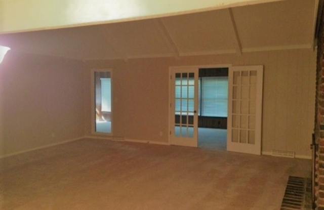 11410 Oak Gallery 2