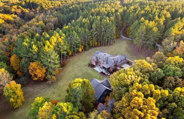 Welcome to 1070 RIVERWWALK POINTE ROAD photos photos