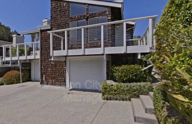 723 East Victoria Street - 723 East Victoria Street, Santa Barbara, CA 93103 723 East Victoria Street - 723 East Victoria Street, Santa Barbara, CA 93103