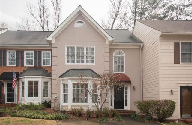 582 Harcourt Place SE - 582 Harcort Place Southeast, Cobb County, GA 30067