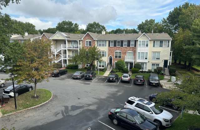 64 VERSAILLES - 64 Versailles Court, Hamilton Township, NJ 08619