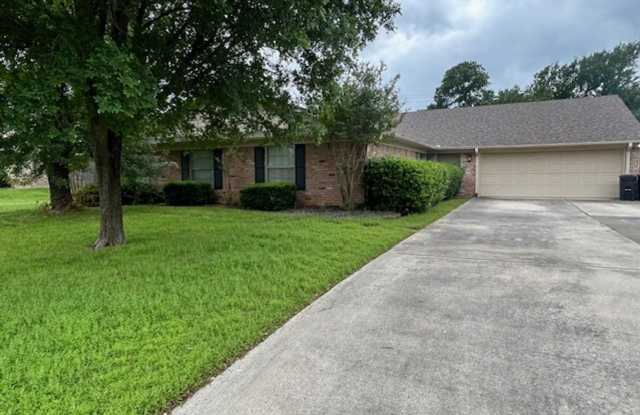 Spacious Midway ISD Home photos photos