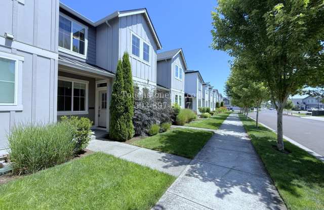 MOVE IN READY! CALL TODAY! Modern Hillsboro Townhome with AC, Electric Fireplace, and 2 Car Garage Gallery 3