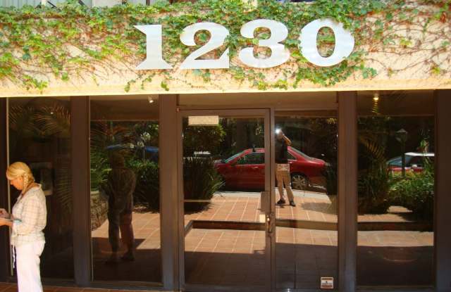 Prime West Hollywood Condominium for Lease photos photos
