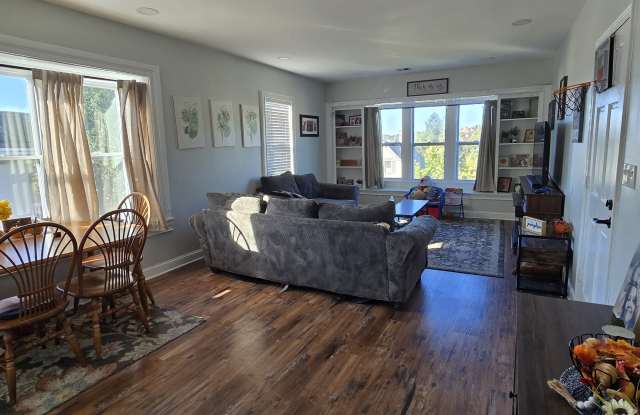 8 Summerhill Avenue Gallery 2