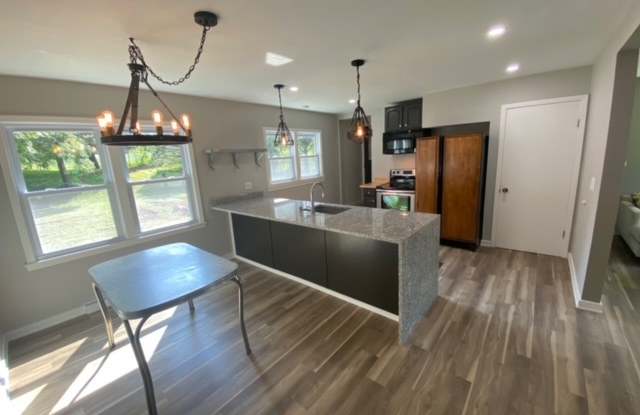 3945 Schuster Drive Gallery 3